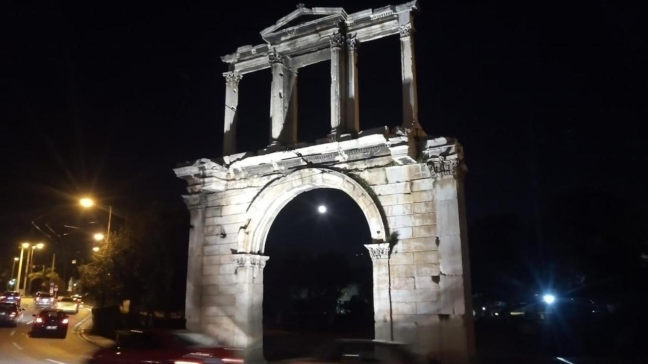אתונה Parthenon And Syntagma Square View Apartment מראה חיצוני תמונה