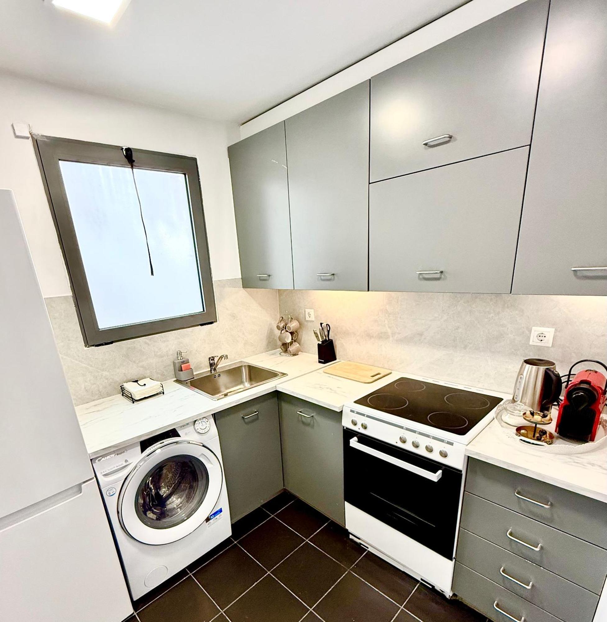 אתונה Parthenon And Syntagma Square View Apartment מראה חיצוני תמונה